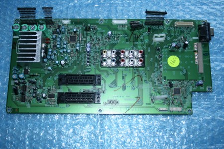 *NEW*  TOSHIBA 32WL66PS - AV PCB - 75003053, PE0118A, V28A00016501