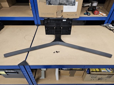 TV STAND FOR SAMSUNG UE50RU7400U