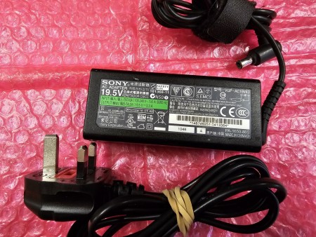 GENUINE SONY AC ADAPTER - 148769251, VGP-AC19V43, 19.5VOLTS, 3.3 AMPS
