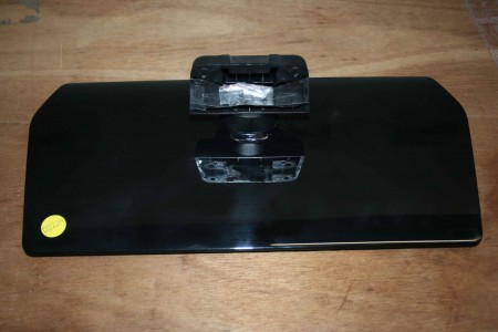 HITACHI 32HB26J61UH STAND