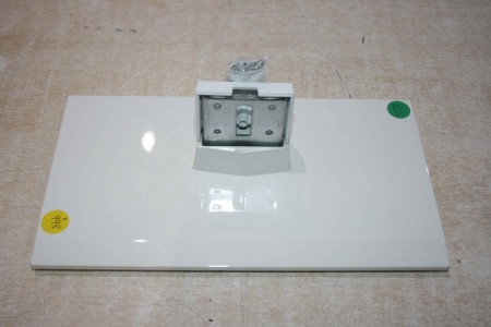 TV STAND FOR TOSHIBA: 22DL704B