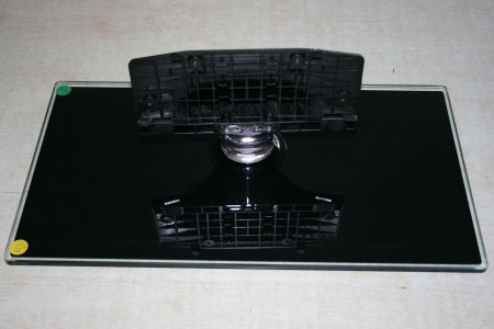 TV STAND FOR SAMSUNG: UE46D5000PWXXU & UE46D5520RK