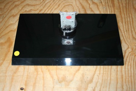 TV STAND FOR TOSHIBA: 40HL933B