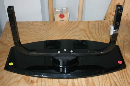 TV STAND FOR SANYO: CE42LD33-B
