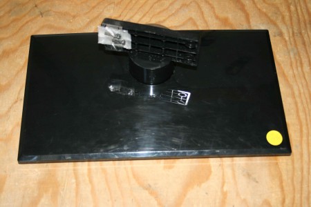 TV STAND FOR CELLO: SNCB27 15