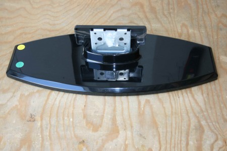 TV STAND FOR SANYO: CE32LD33-B