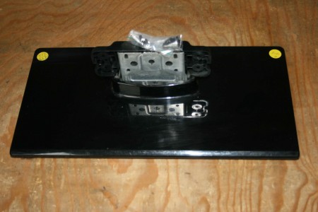 TV STAND FOR SHARP: LC-32SH130K