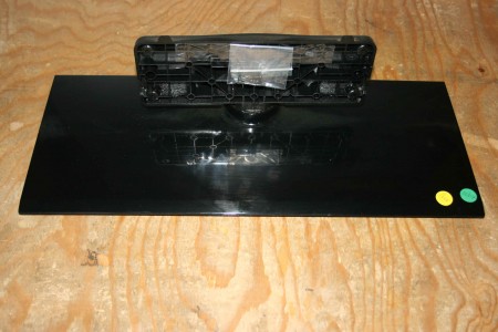 TV STAND FOR POLAROID: P40LED12