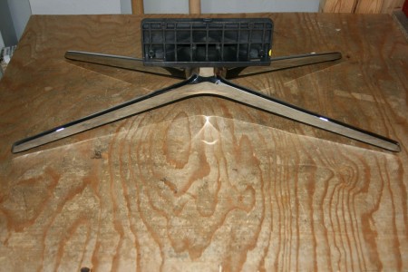 TV STAND FOR HITACHI: L42VK04U