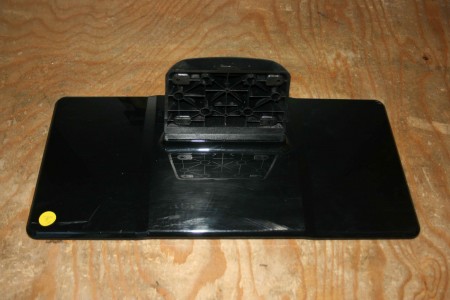 TV STAND FOR TOSHIBA: 40L1657DB