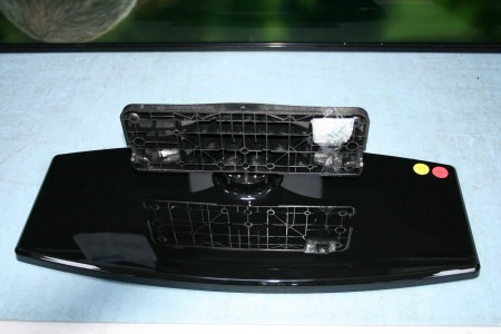TV STAND FOR TOSHIBA: 37BV701B