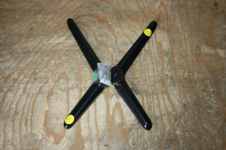 TV STAND FOR AKAI: AKTV485