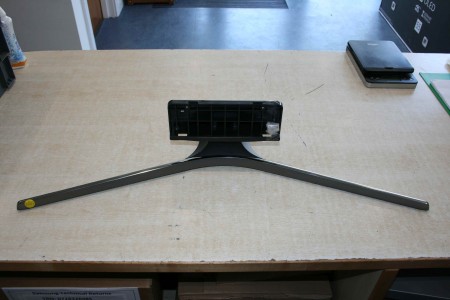TV STAND FOR SAMSUNG: UE50MU6120K, UE50MU6120KXXU