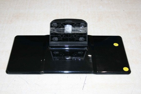 TV STAND FOR NORDMENDE: NM50272DLED
