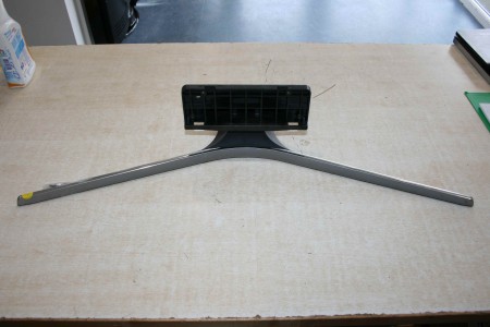 TV STAND FOR SAMSUNG: UE50KU6020K