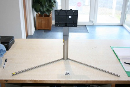 TV STAND FOR SAMSUNG: QE55Q7FAMT