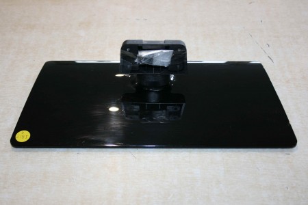 JVC LT-32C780, LT-32C784, LT-32C675, LT-32C795, LT-32C672, LT-32C670 TV STAND