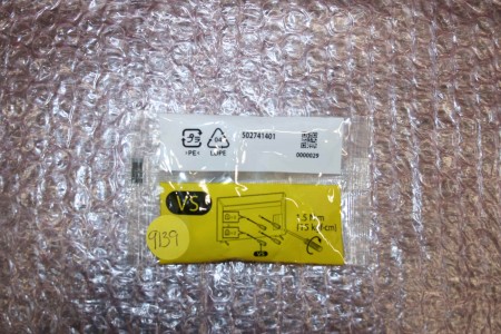 *NEW*  SONY TV WALL SPACER MOUNTS - 502741401