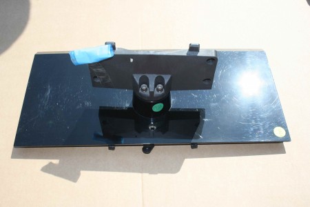 TV STAND FOR TOSHIBA: 42RL853