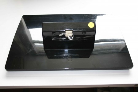 TV STAND FOR TOSHIBA: 40XV551D