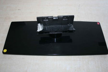 TV STAND FOR SAMSUNG: LE46C530F1WXXU