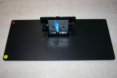 TV STAND FOR TOSHIBA: 40D1333B