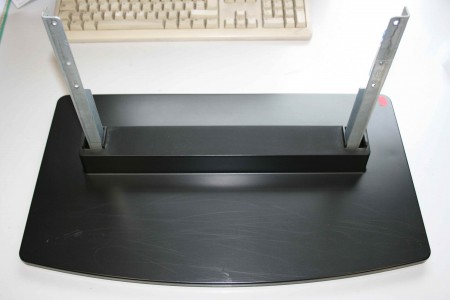 TV STAND FOR HITACHI: 37LD8D20UA