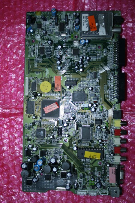 VESTEL - 17MB08P, 270404 - MAIN PCB