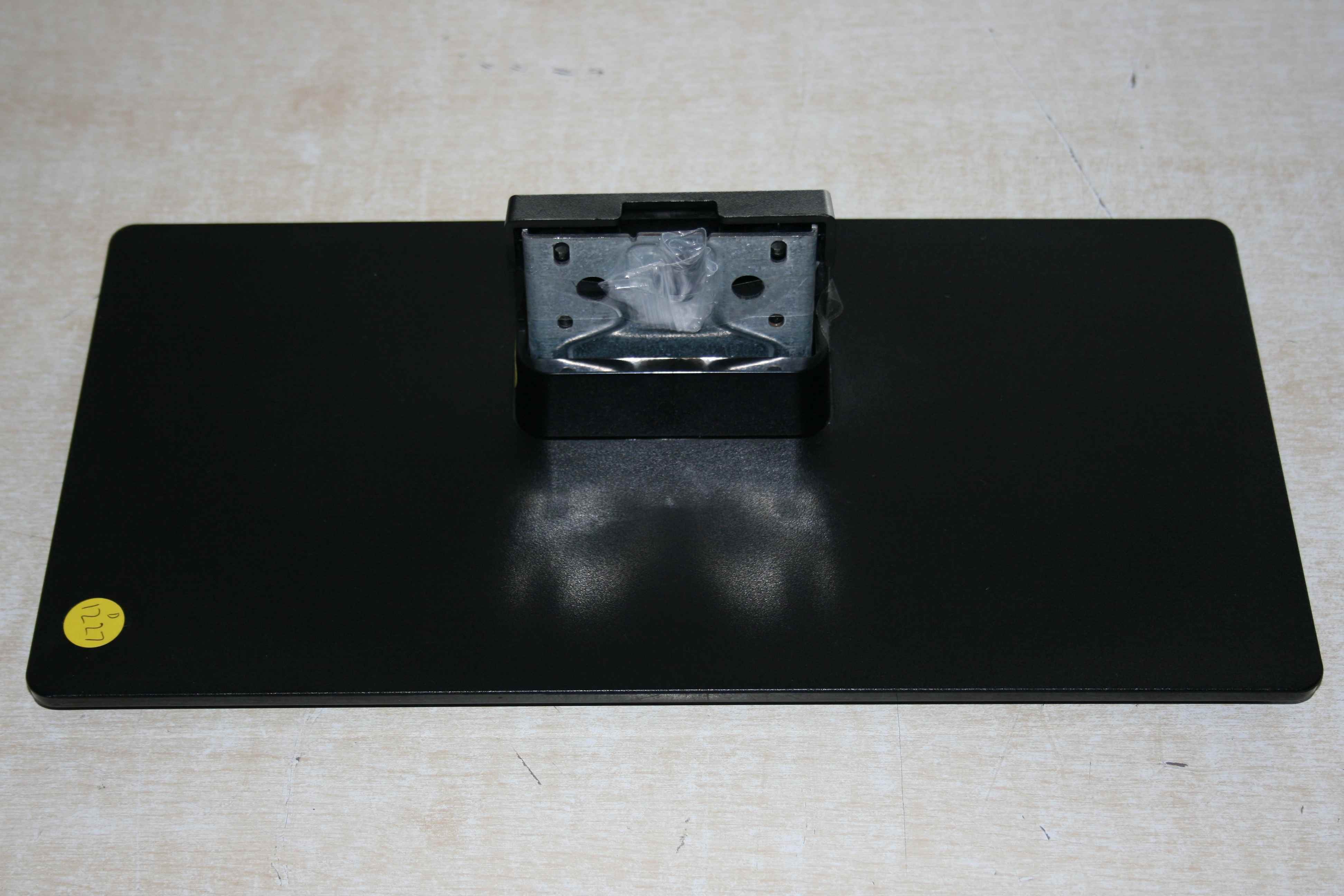TV STAND FOR TOSHIBA 32W3453DB