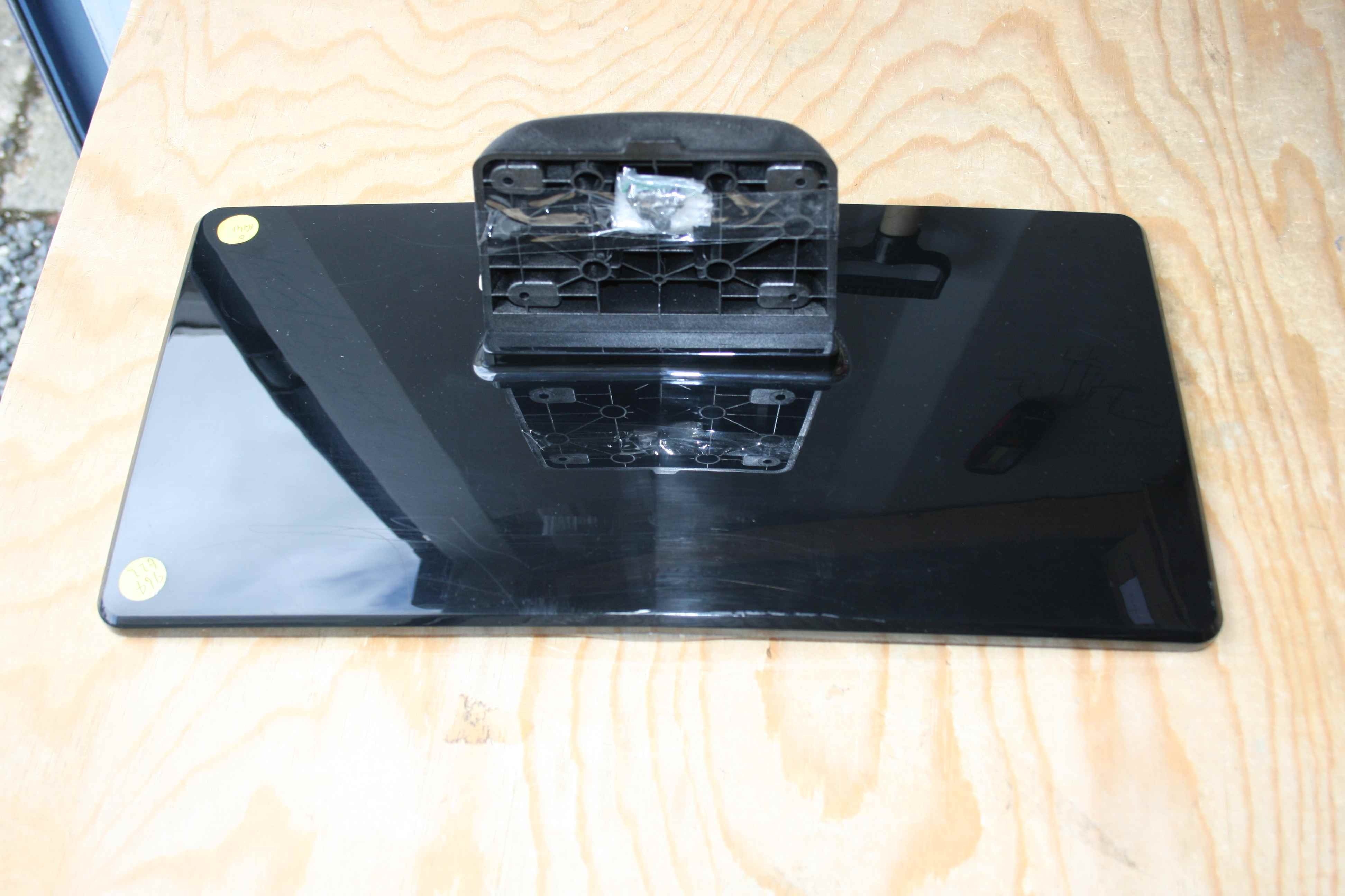 TV STAND FOR WALKER WPS5017SM