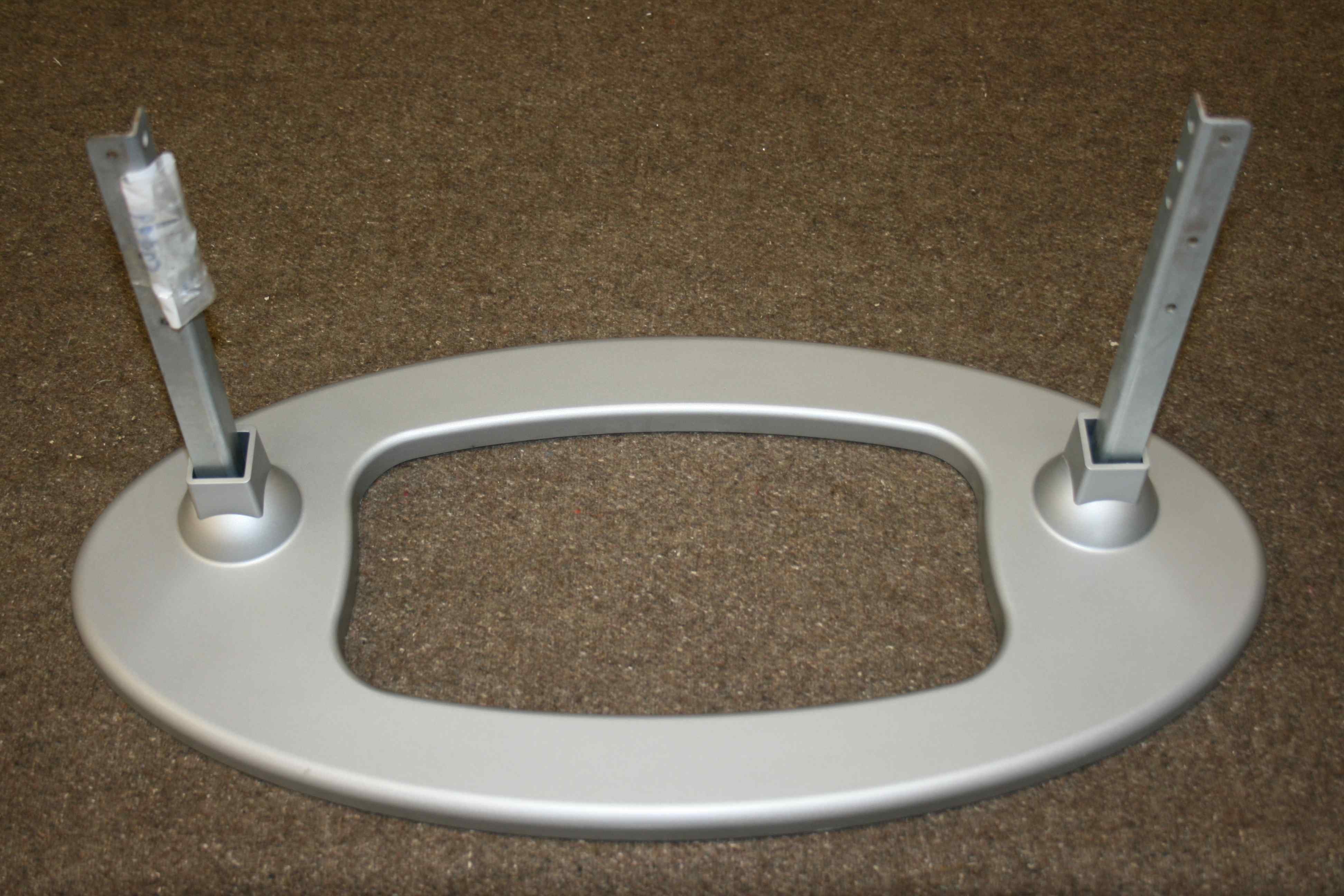 TV STAND FOR BUSH MODEL LCD32TV022HD