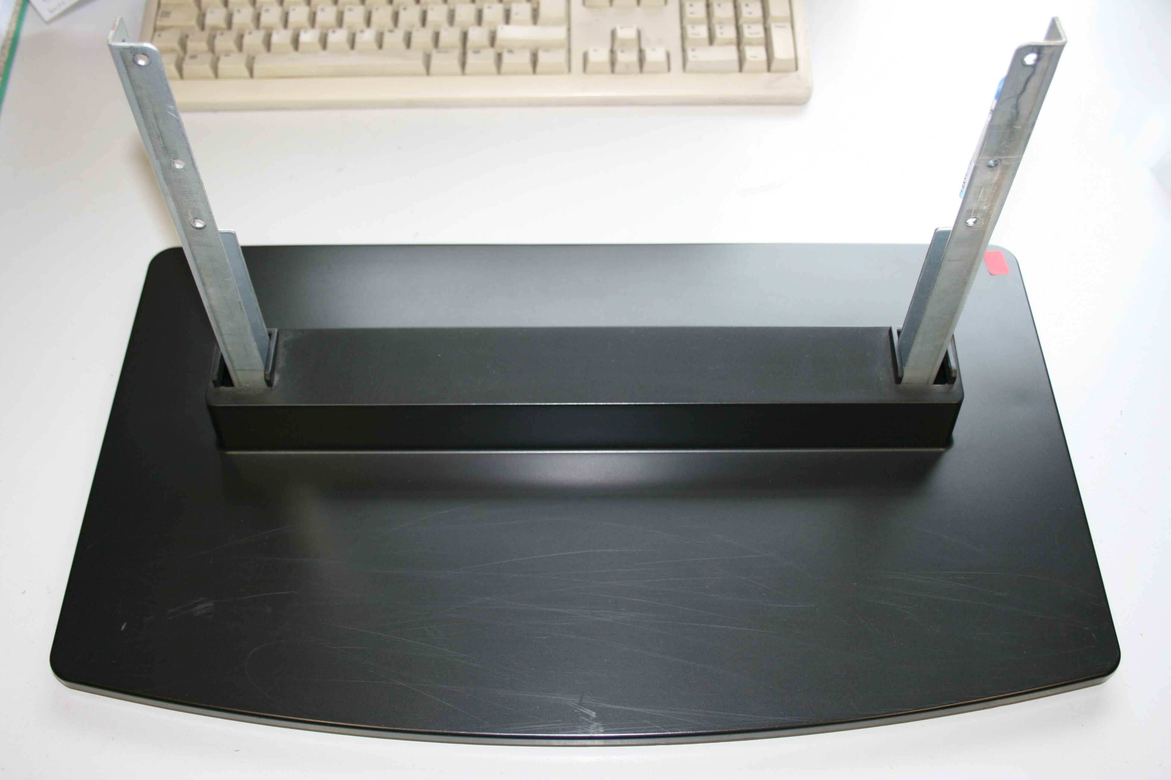 TV STAND FOR HITACHI 37LD8D20UA