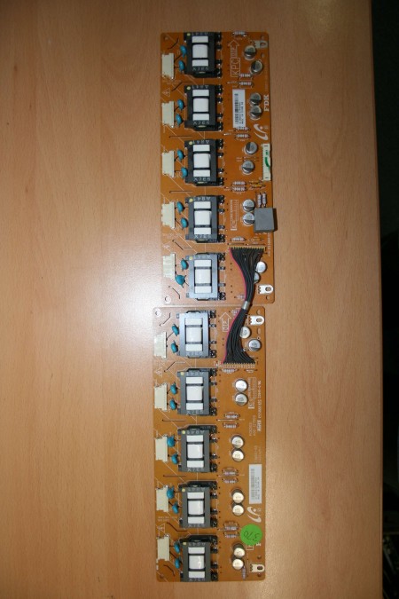 Sony - Inverter board - KDL40T3500, PCB2831