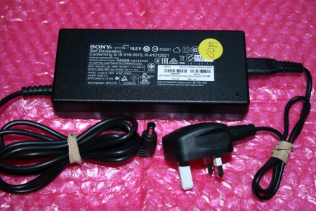 SONY - 149292613 -  APDP-100A1 A - APDP100A1A - 19.5 VOLTS - 5.2 AMPS -  AC ADAPTER