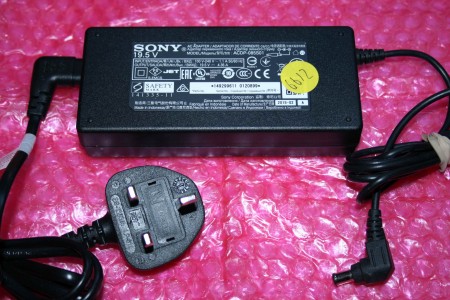 SONY - 149299611, ACDP-085S01, ACDP085S01, 19.5 VOLTS, 4.36 AMPS, AC ADPATER