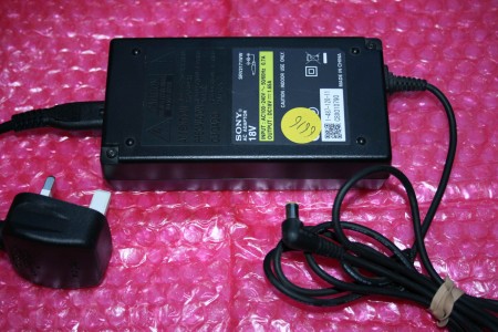 SONY - 1-487-120-11, SRV2171WW, 18V, 1.65A, 148712011, AC ADAPTER