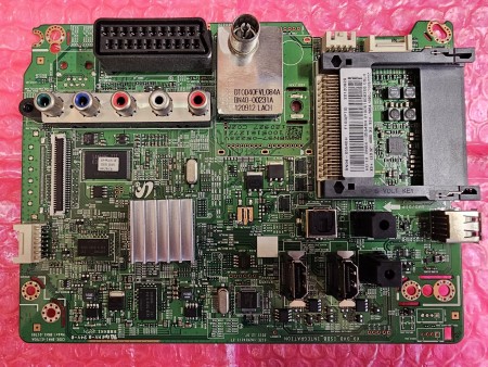 SAMSUNG UE32EH4000WXXU MAIN BOARD - BN94-05546H, BN9405546H