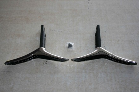 TV STAND FOR HITACHI: 43HB6T72U 