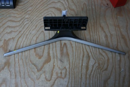 TV STAND FOR SAMSUNG: UE32J5600AKXXU 