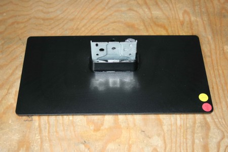 TV STAND FOR TOSHIBA: 32D1333DB