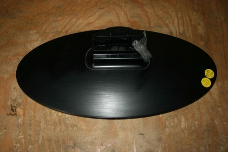 TV STAND FOR BUSH: DLED32165HDY