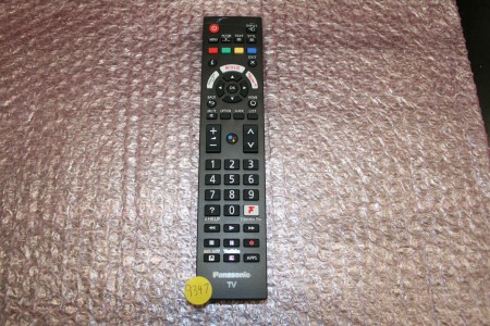 *NEW*  GENUINE PANASONIC TX-58HX820B REMOTE - N2QBYA000038