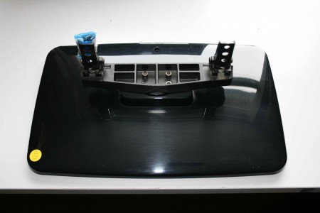 TV STAND FOR TOSHIBA: 37CV505DB