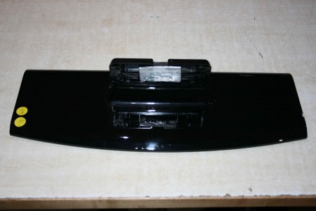 TV STAND FOR TOSHIBA: 32KV500B