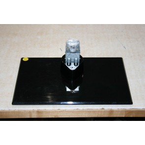 TV STAND FOR PANASONIC: TX-L32C5B
